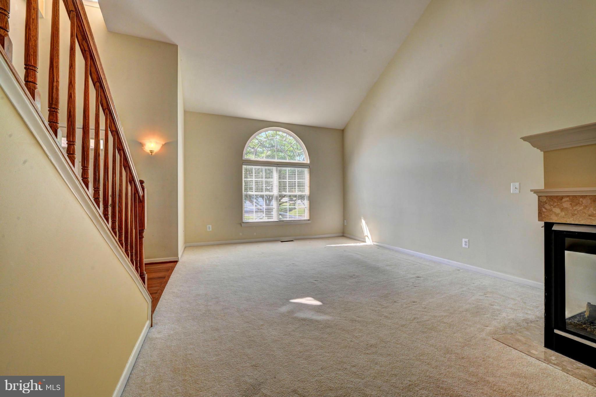 VILLAS AT THE RIDGES - Residential