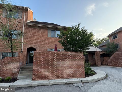 50 WOODSIDE ROAD 12 ARDMORE PA 19003