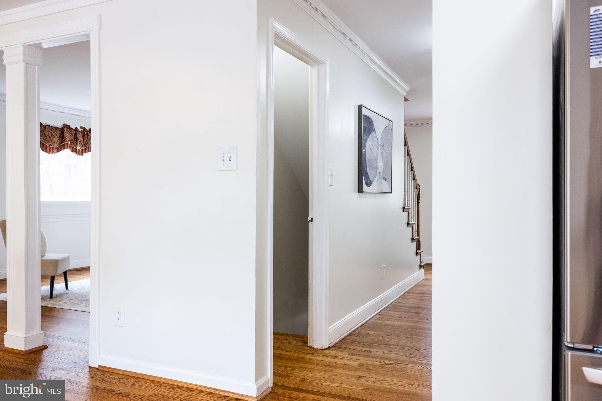 HAMPTON WOODS - Residential