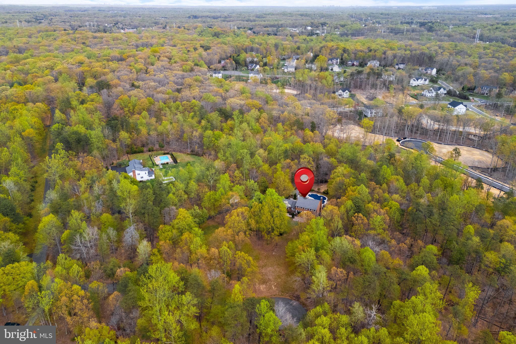 HAMPTON WOODS - Residential