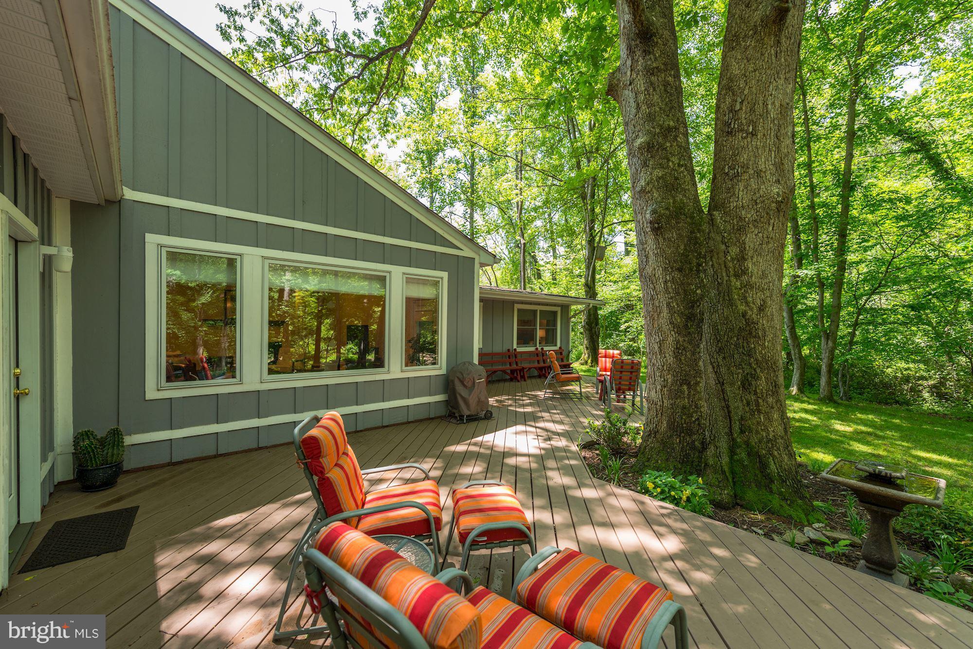 RAYMONDALE - Residential