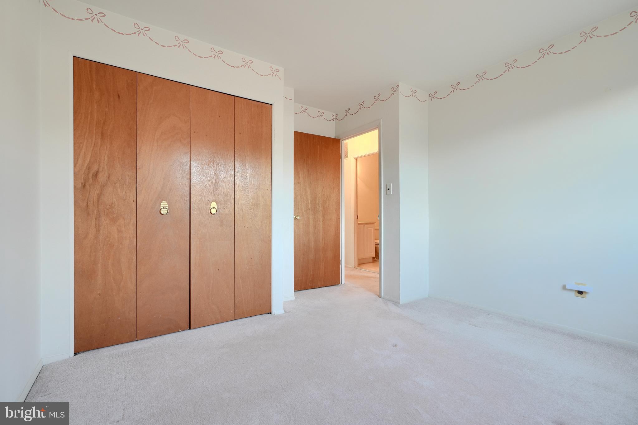 PERRING PARK - Residential