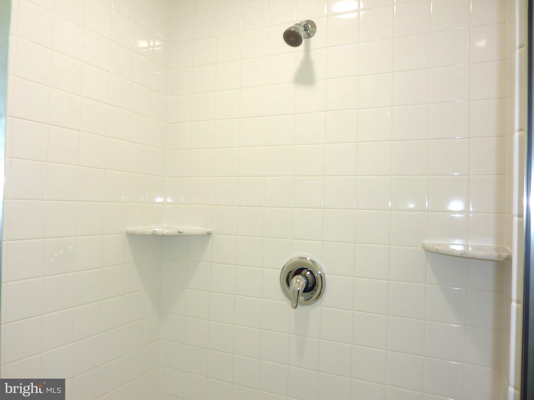 OLD COUNTRY FARMS - Residential