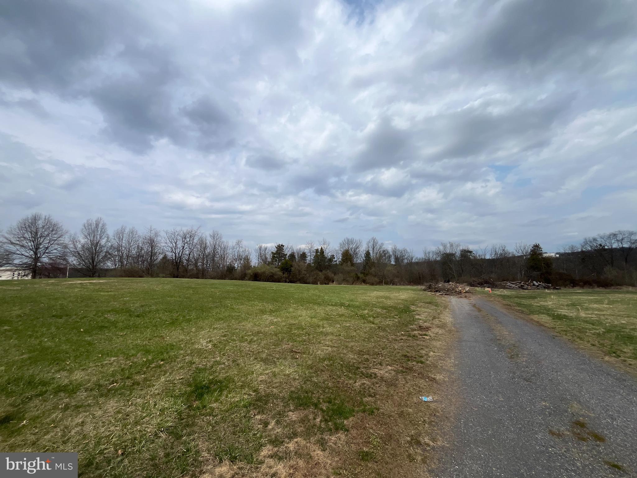 403 & 409 CIRCLE OF PROGRESS