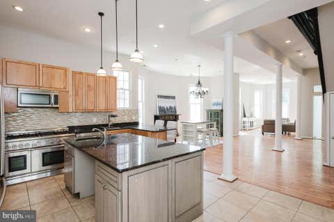 Photo of 3635 Greenmount Avenue, BALTIMORE, MD 21218 (MLS # MDBA2228480)