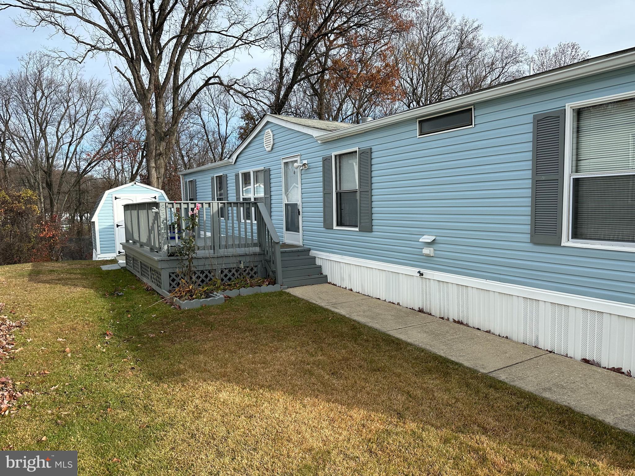 8353 ASHWOOD RD 8353