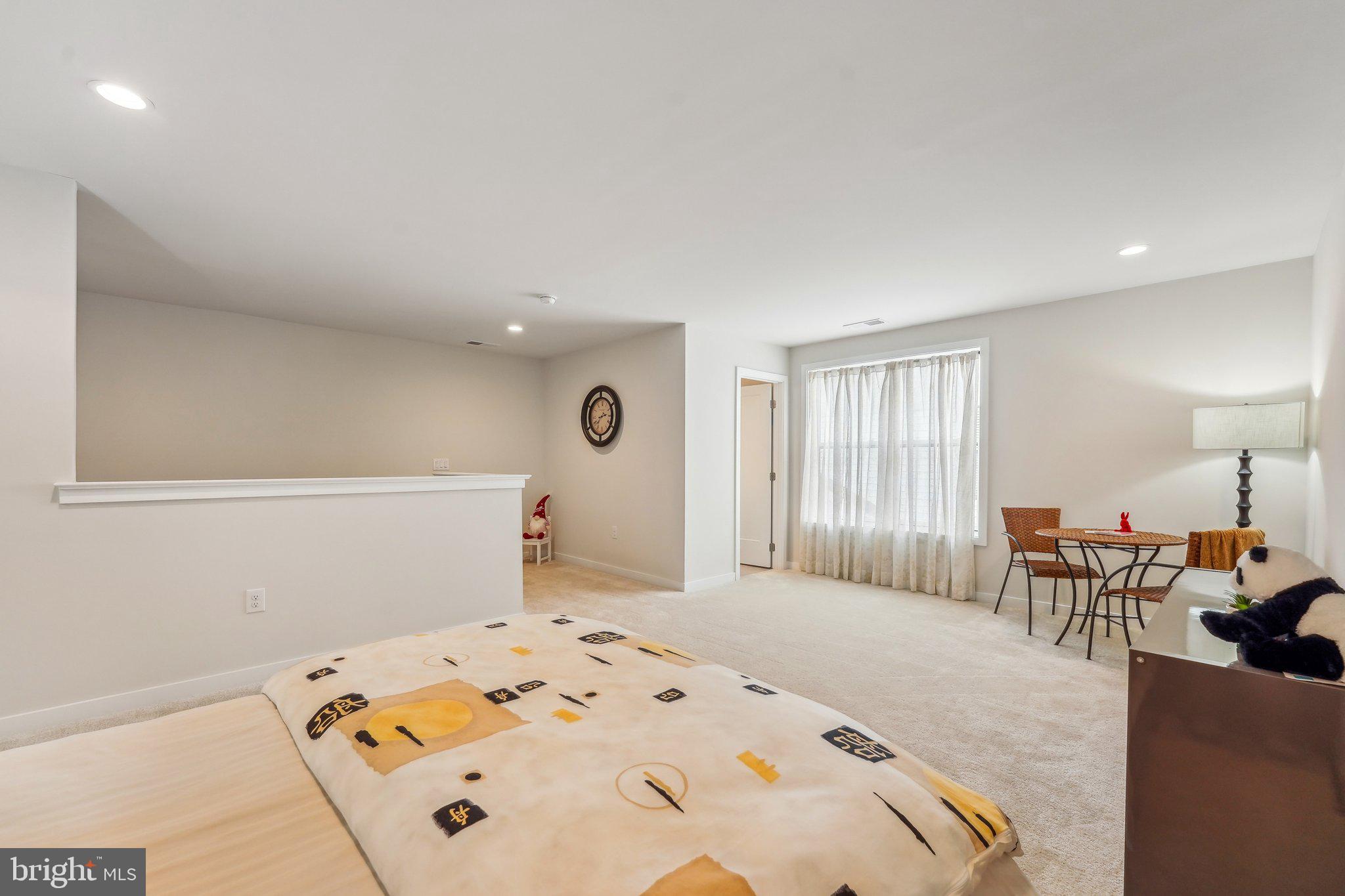 REGENCY AT SOUTH WHITEHALL - Residential