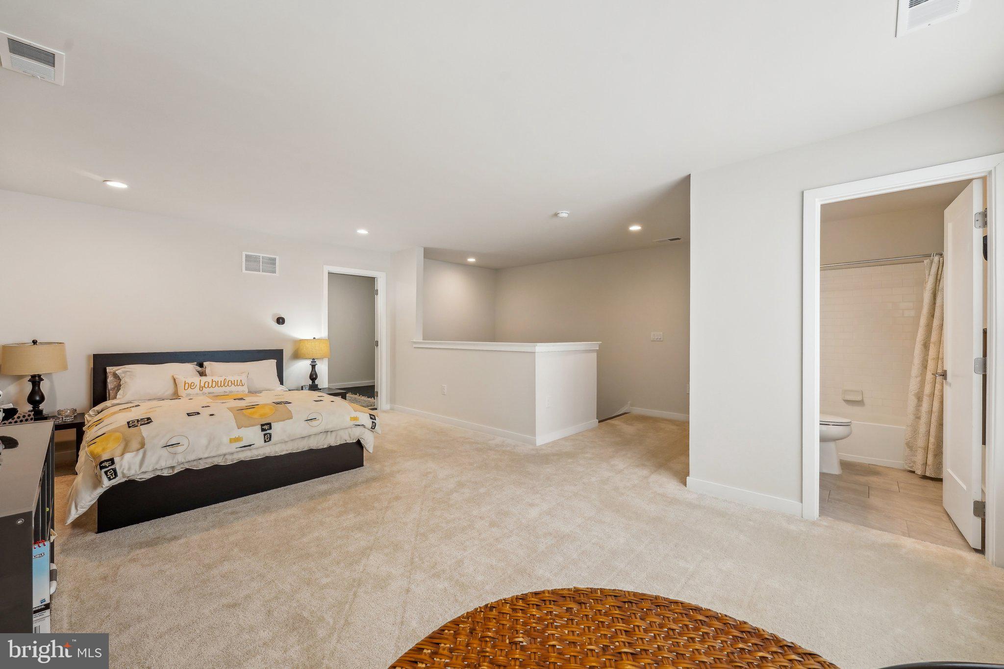 REGENCY AT SOUTH WHITEHALL - Residential