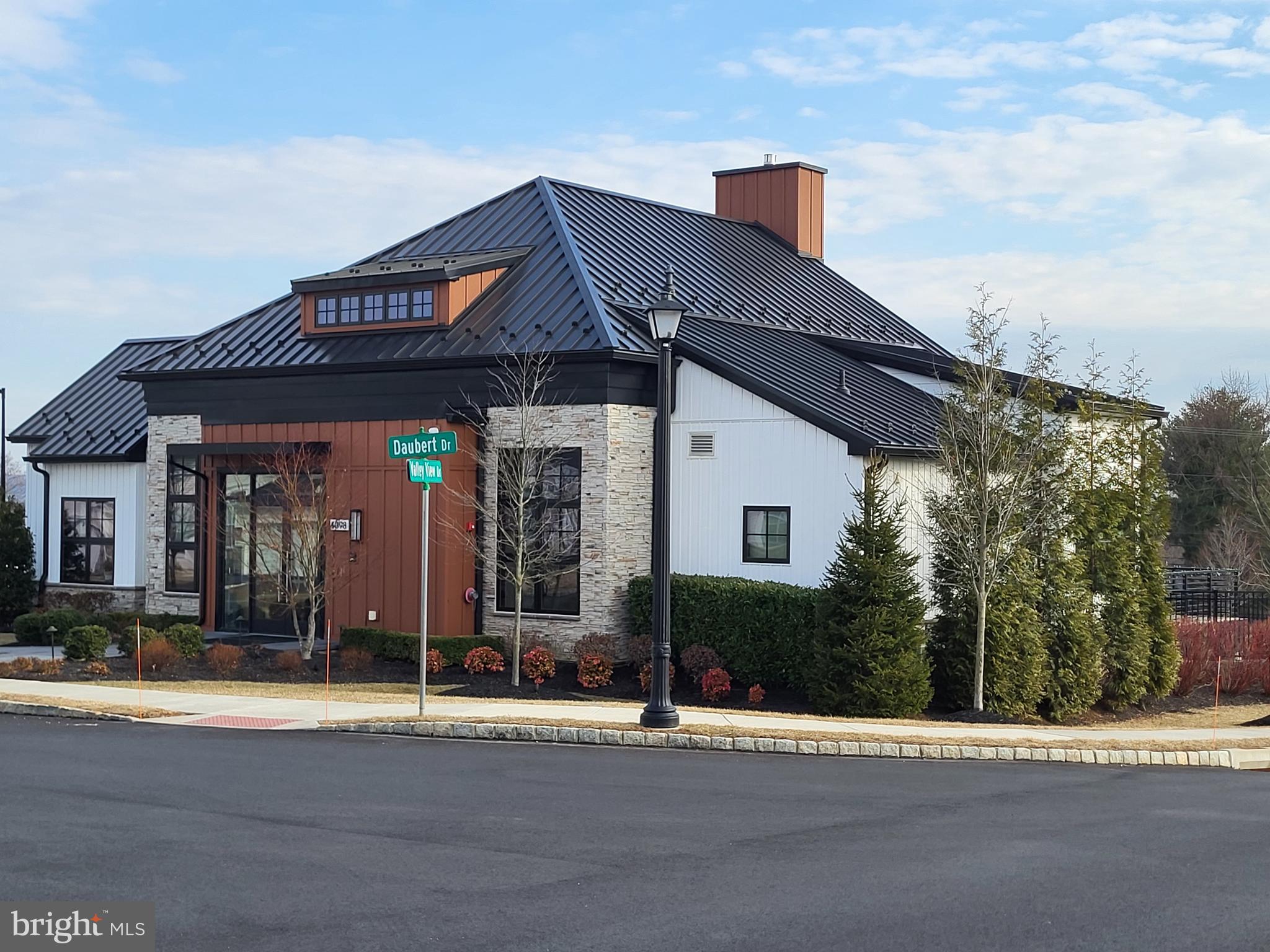 REGENCY AT SOUTH WHITEHALL - Residential