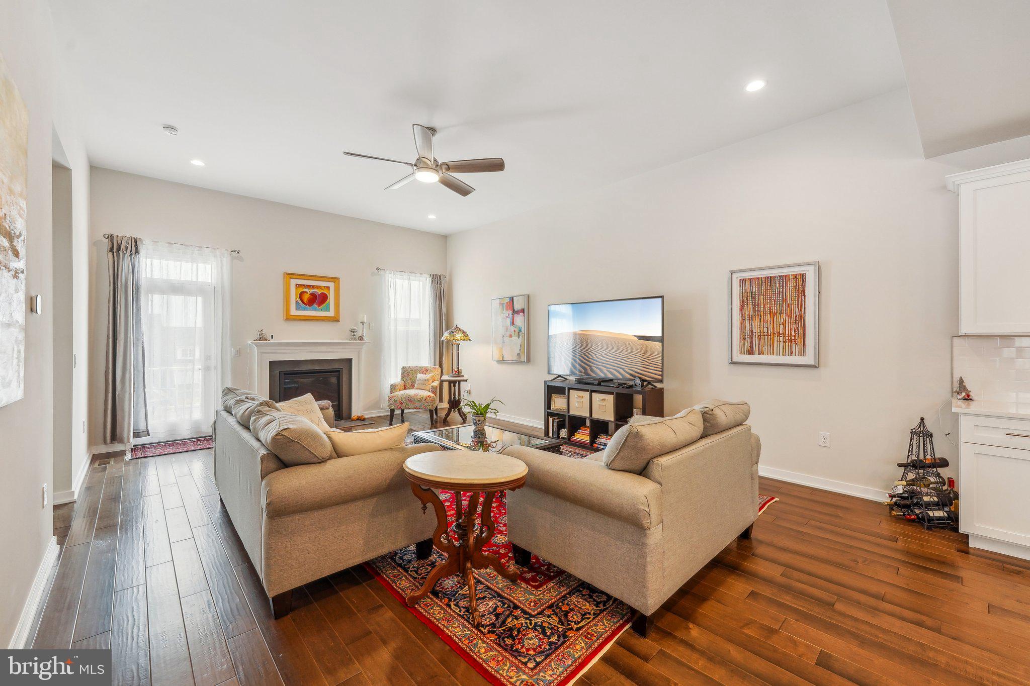 REGENCY AT SOUTH WHITEHALL - Residential