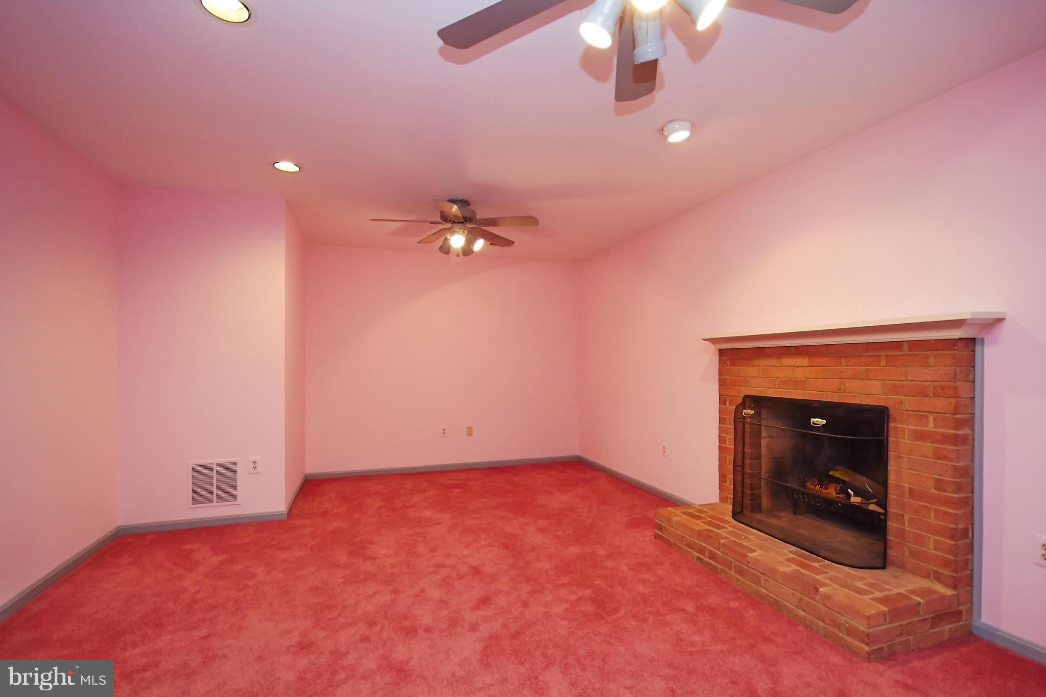 TYSONS TOWNES - Residential