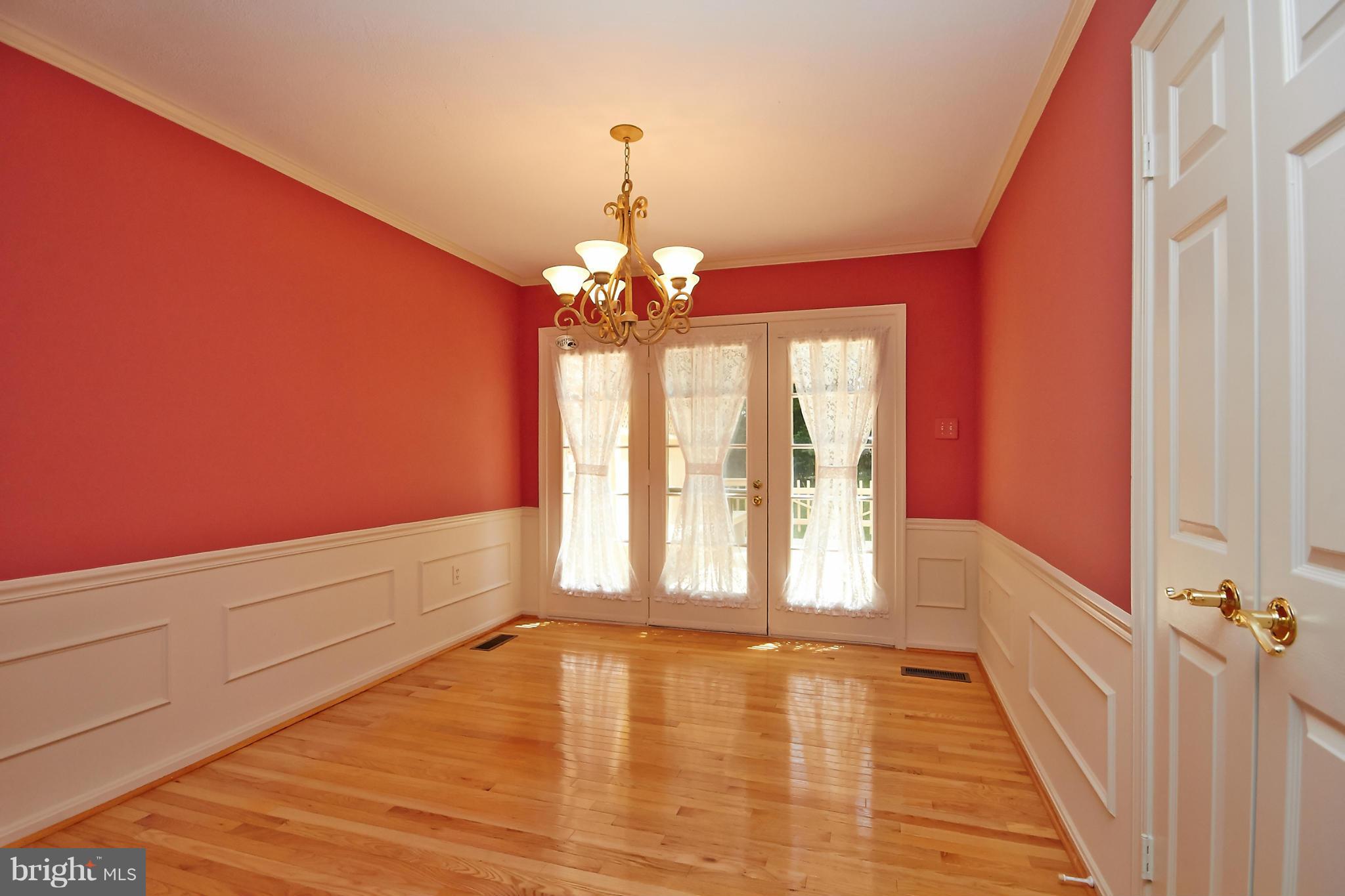 TYSONS TOWNES - Residential