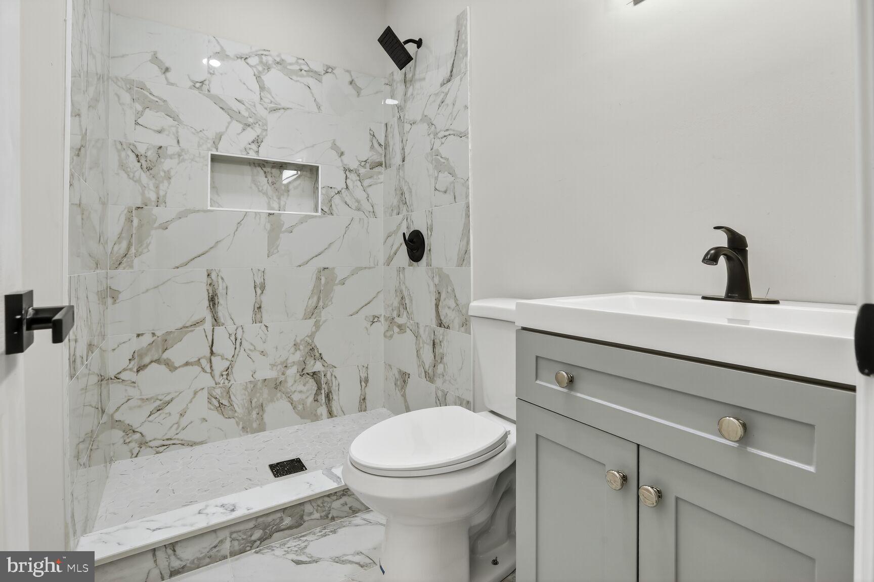 SANDTOWN-WINCHESTER - Residential