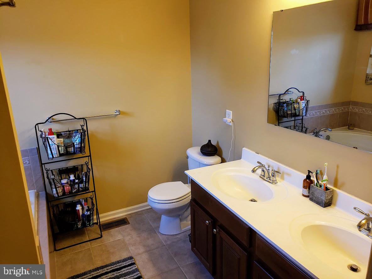 RIDGELY FOREST - Residential Lease