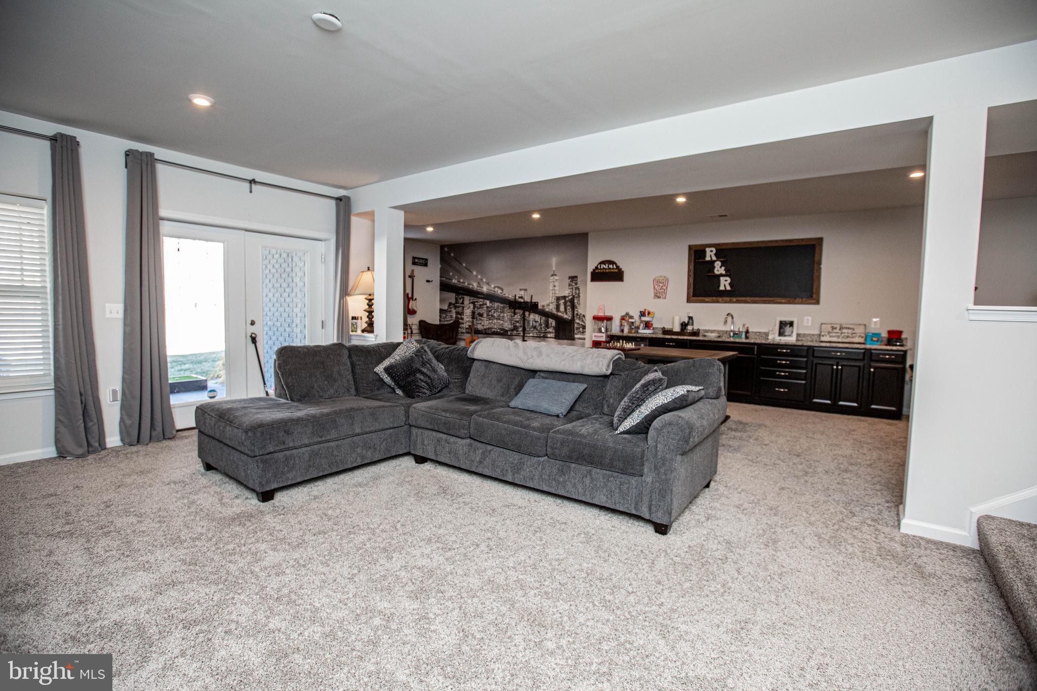 EMBREY MILL - Residential