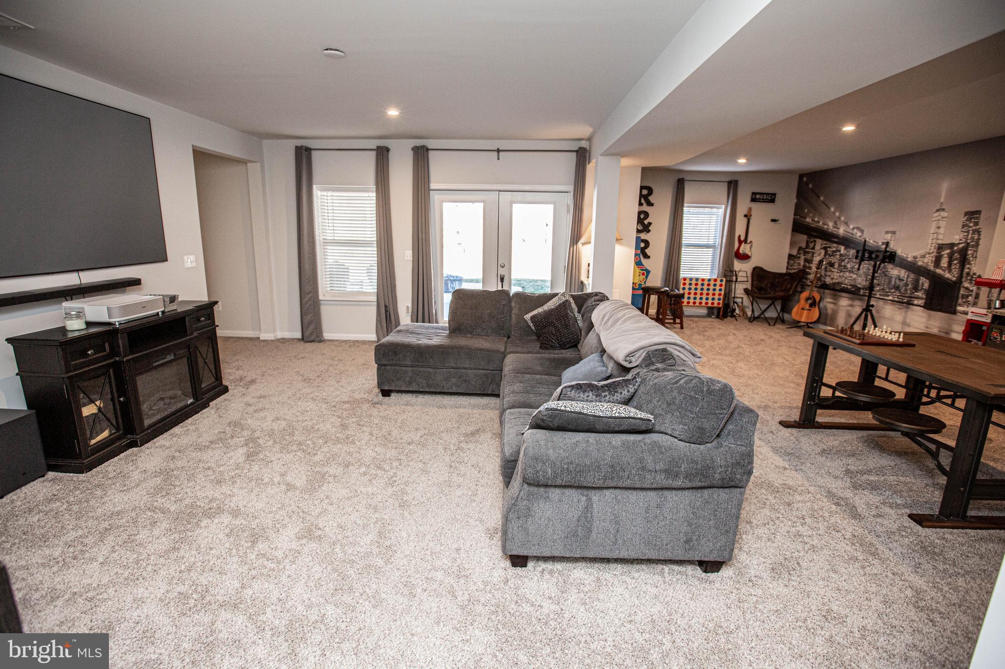 EMBREY MILL - Residential