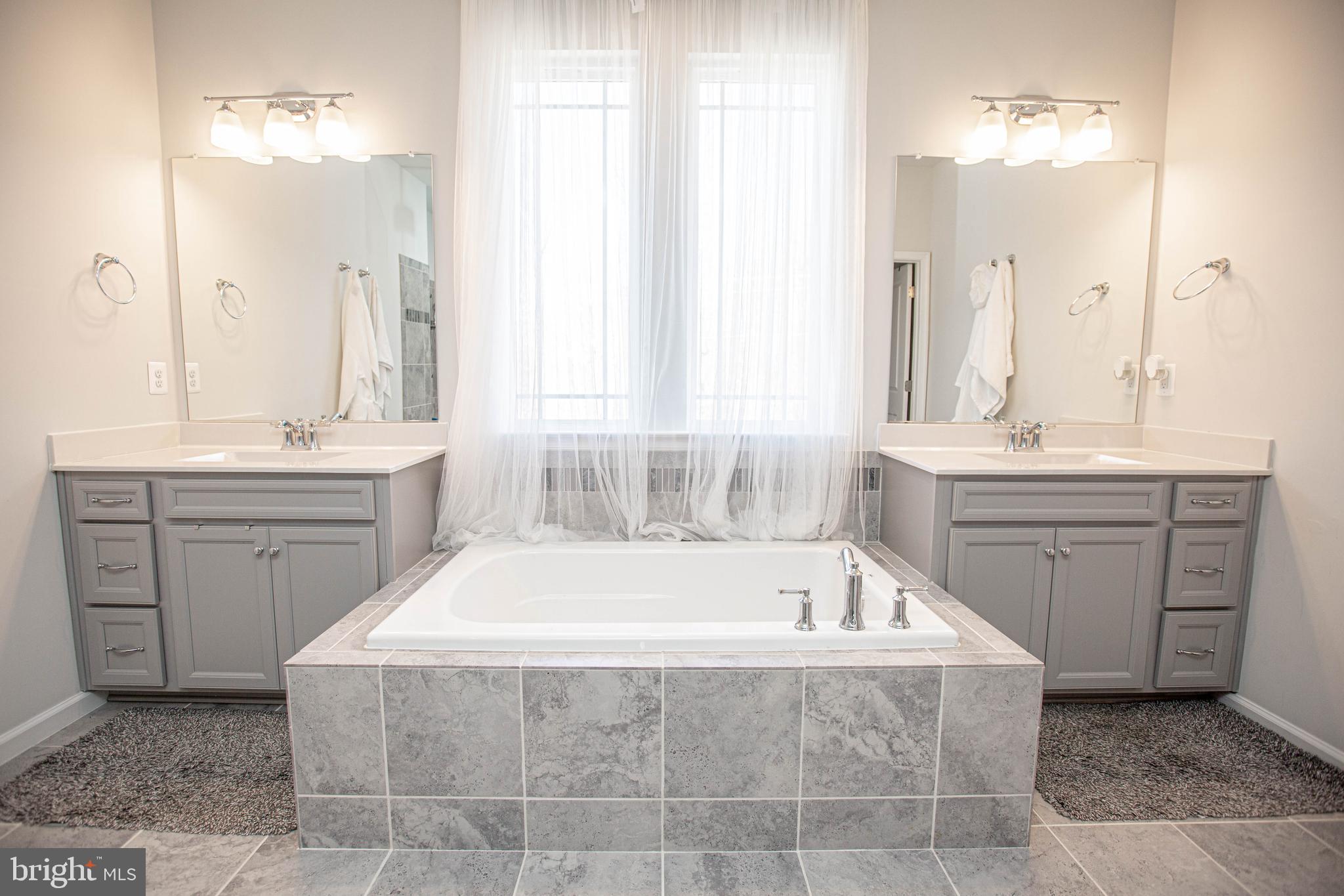 EMBREY MILL - Residential