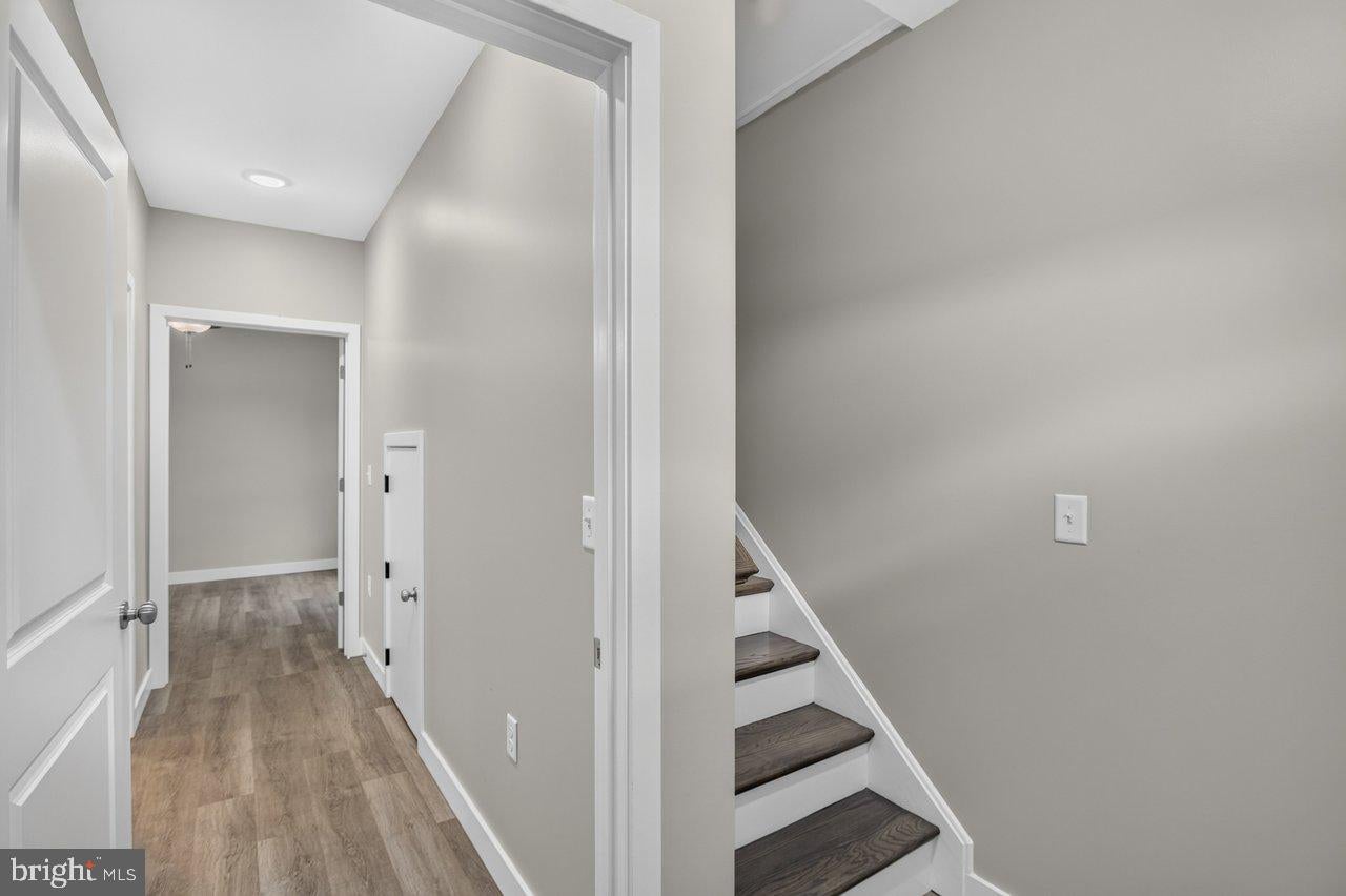 105 WILLOWSTONE COURT