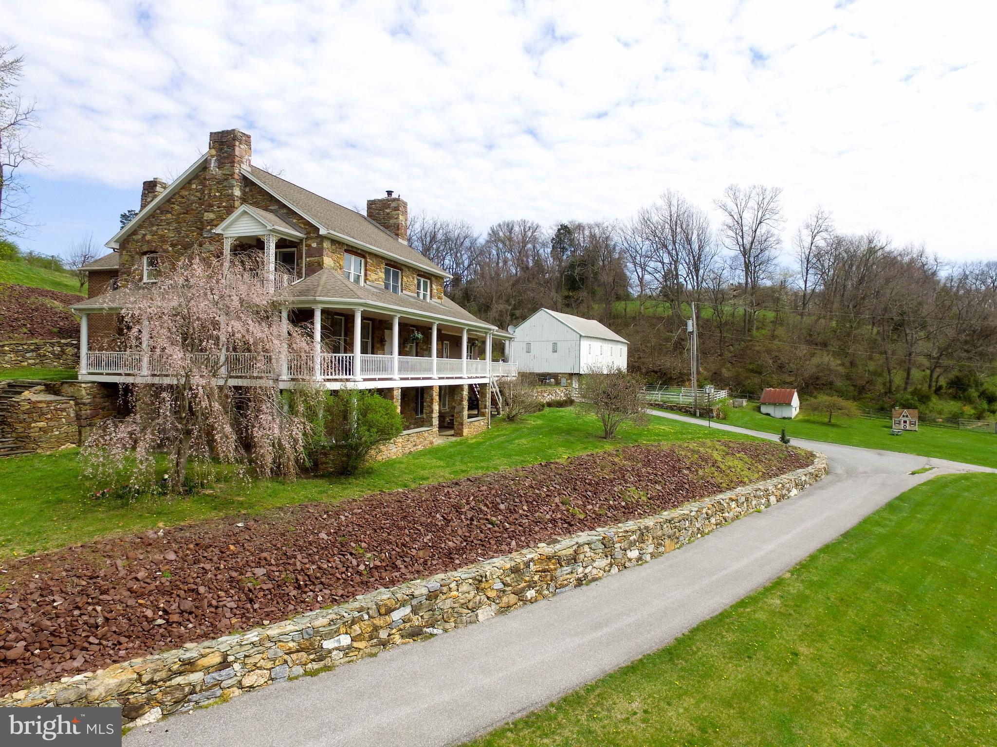 LIONERS CREEK - Residential