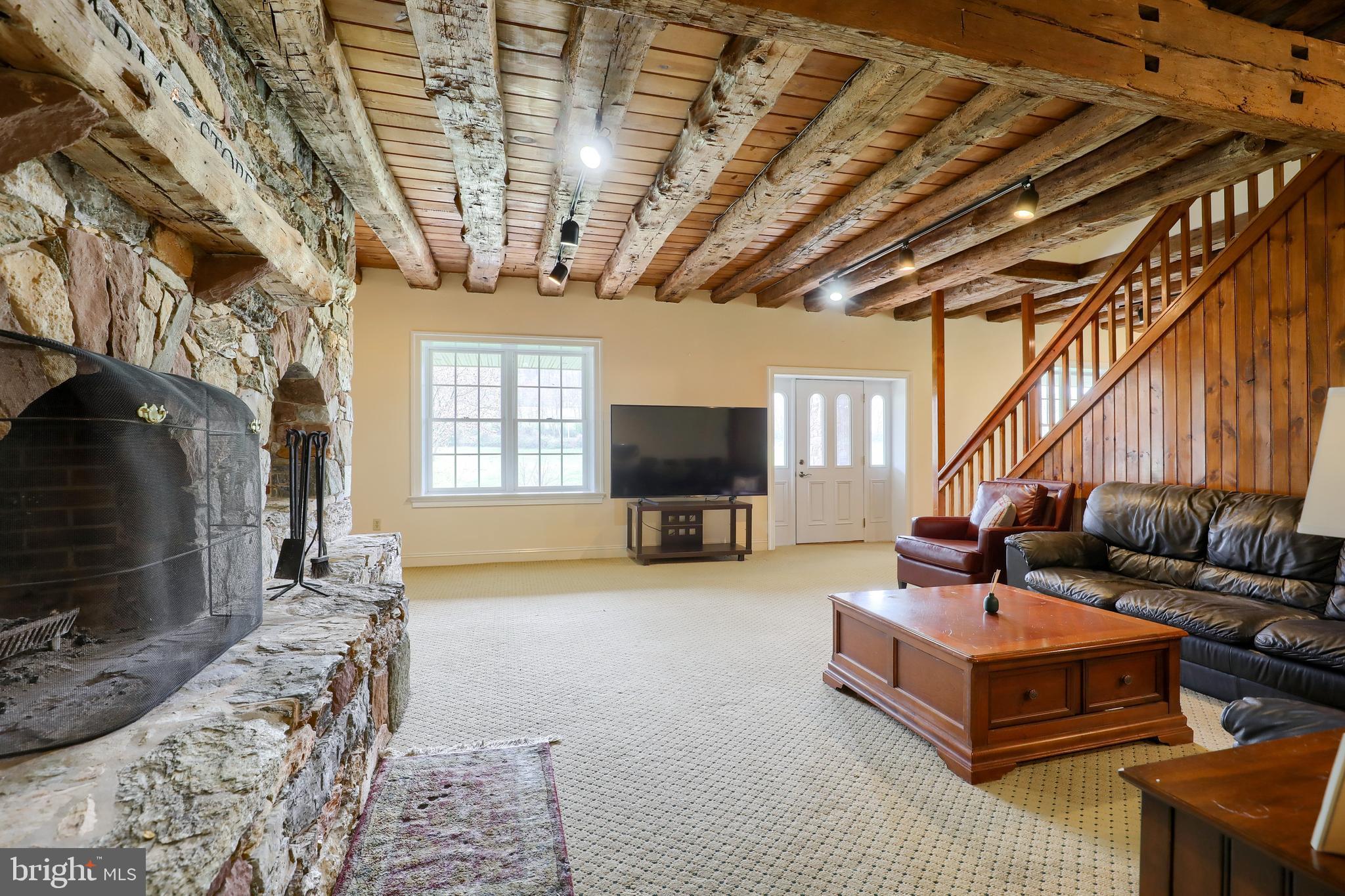 LIONERS CREEK - Residential