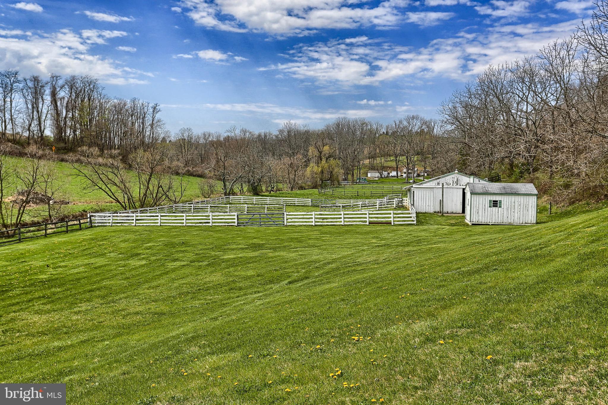 LIONERS CREEK - Residential