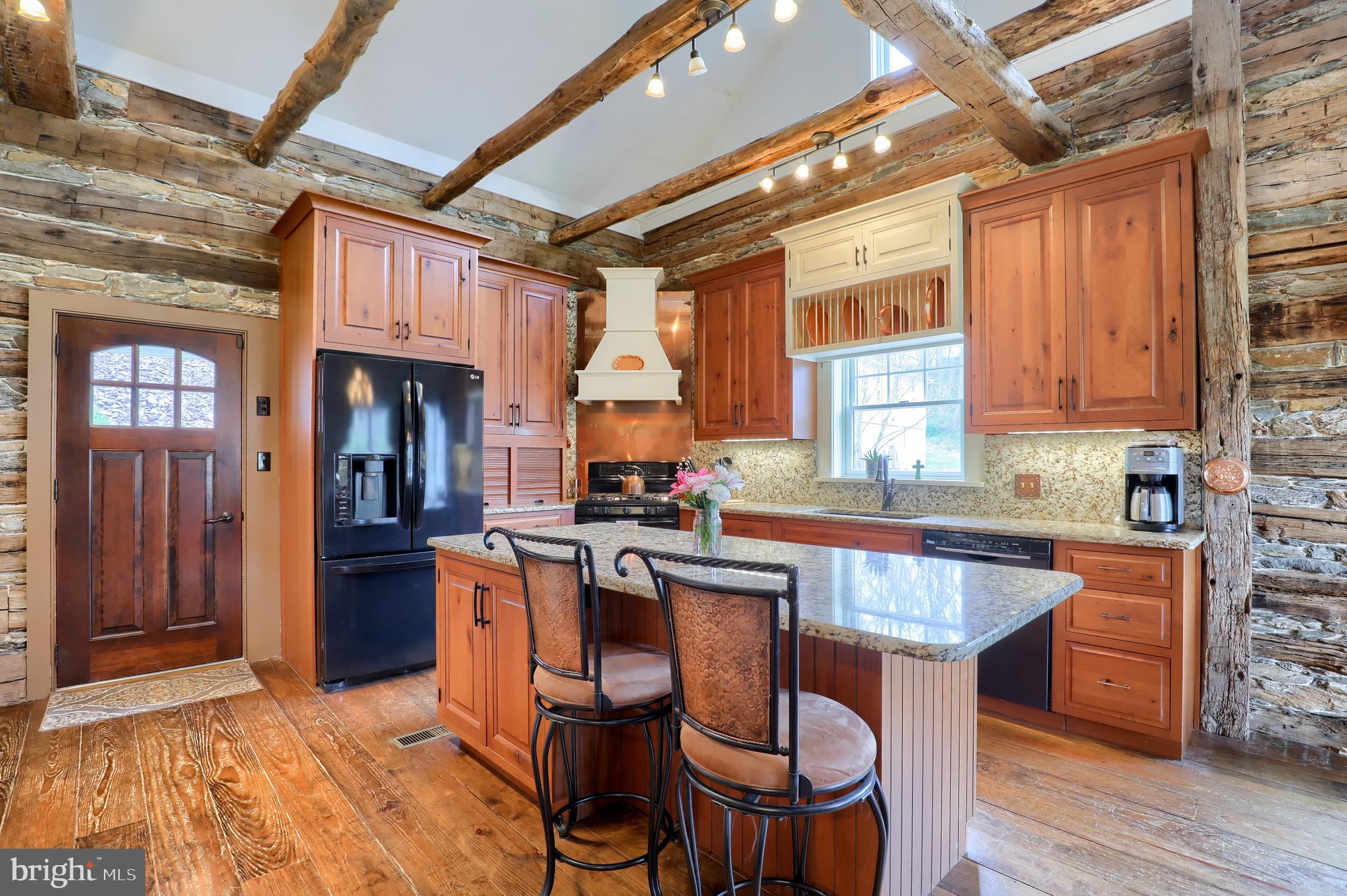 LIONERS CREEK - Residential