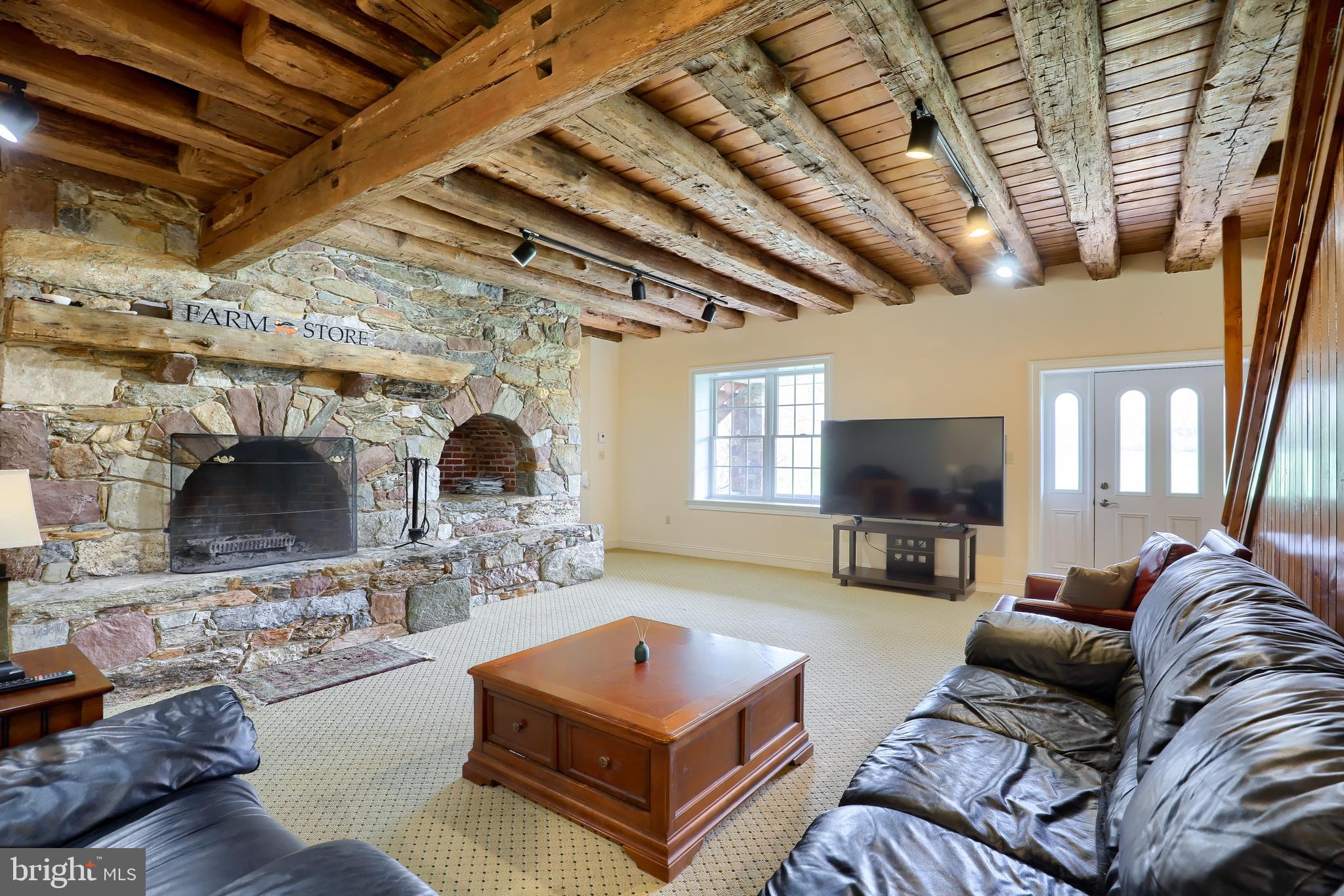 LIONERS CREEK - Residential