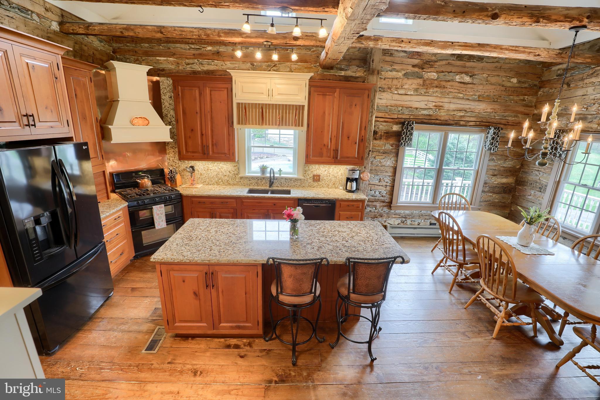 LIONERS CREEK - Residential