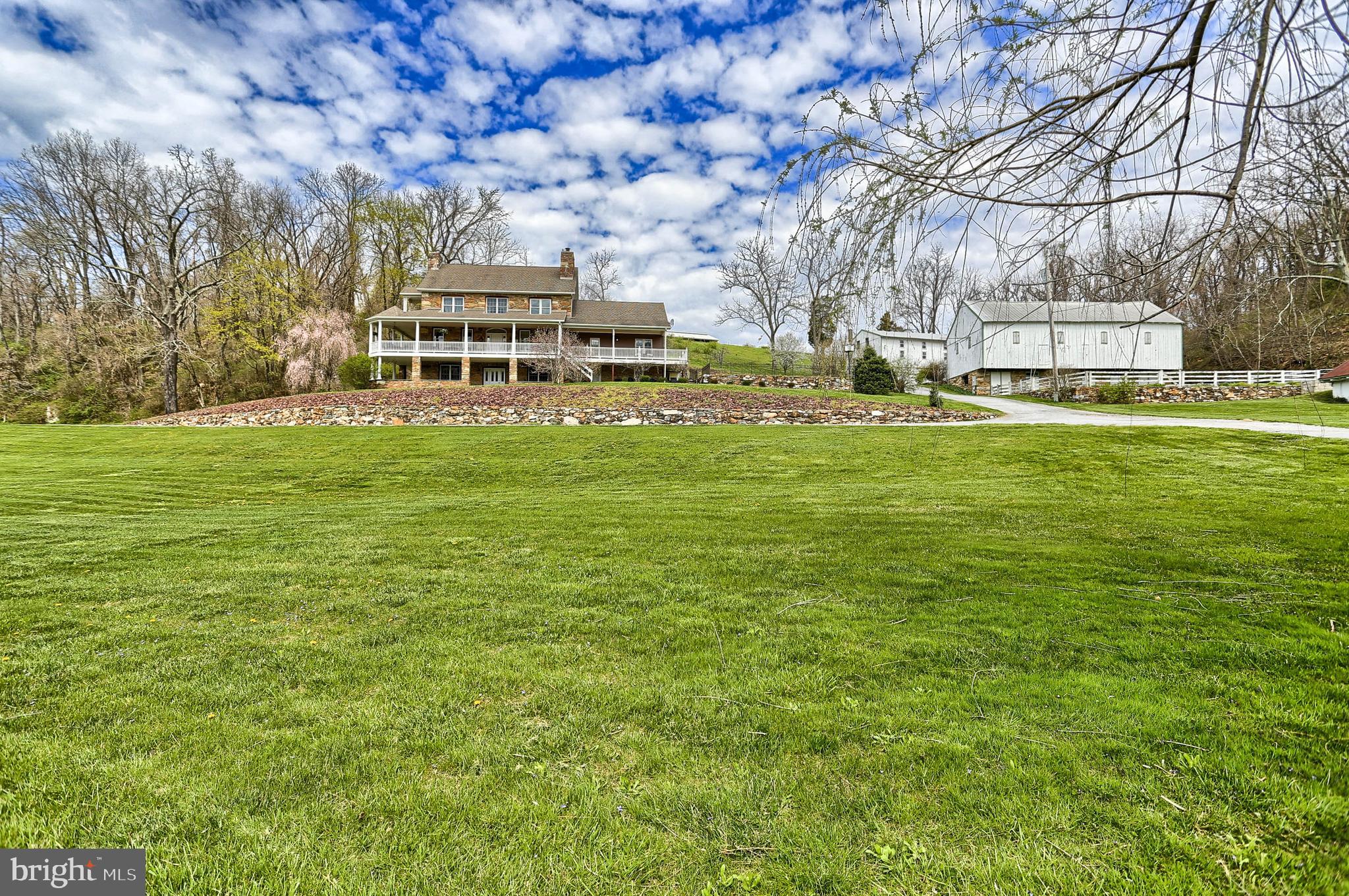 LIONERS CREEK - Residential