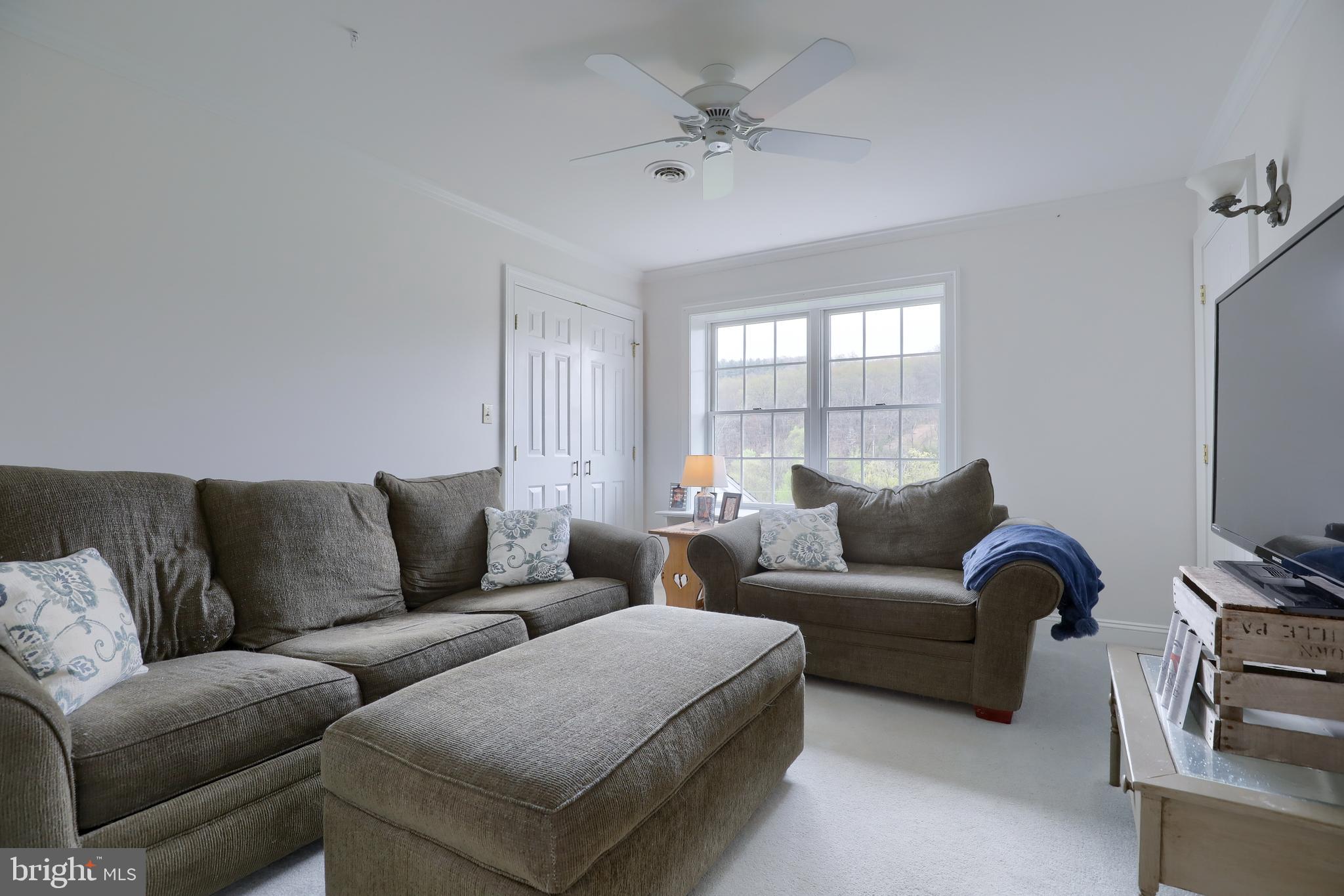 LIONERS CREEK - Residential