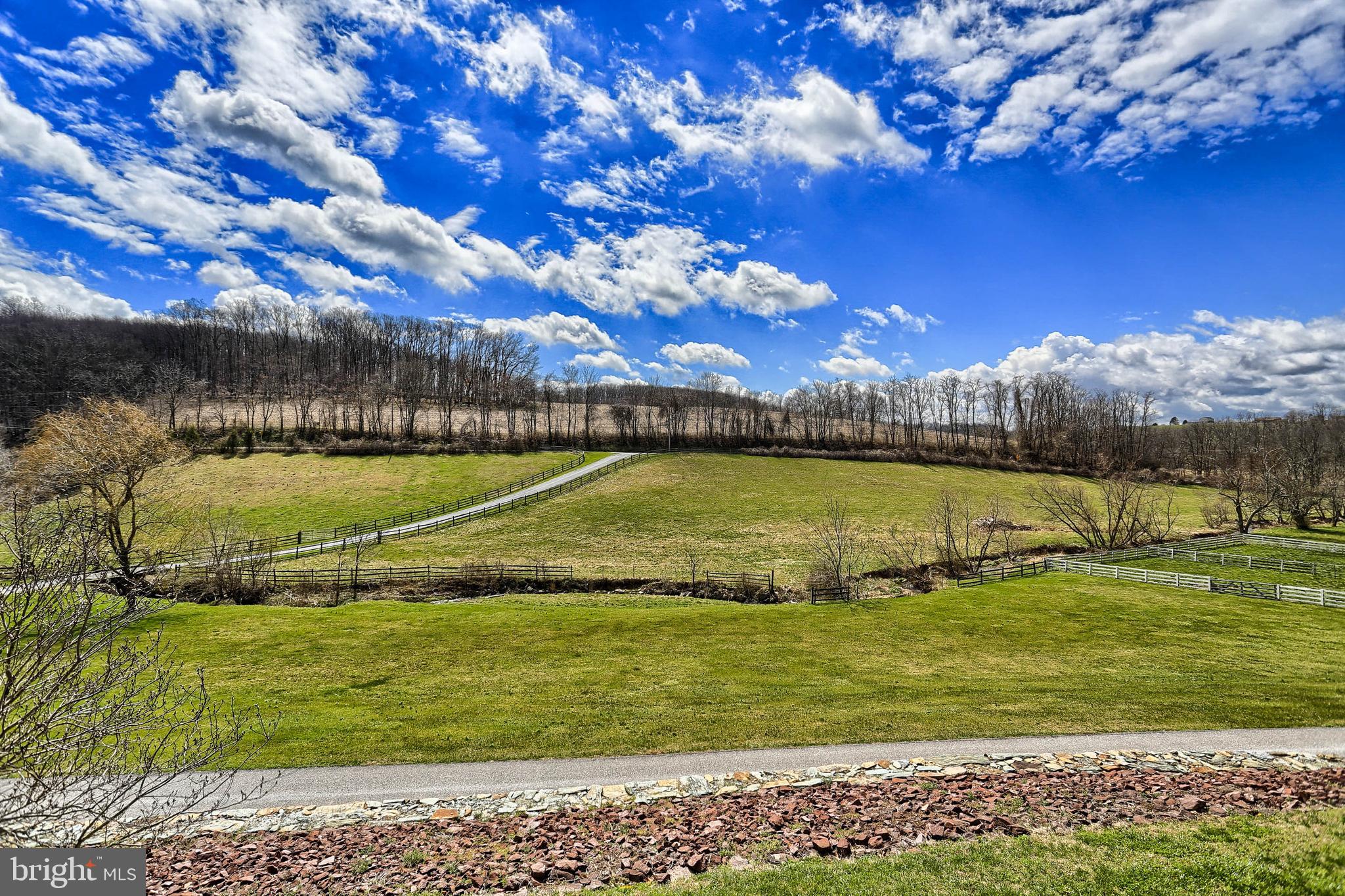 LIONERS CREEK - Residential