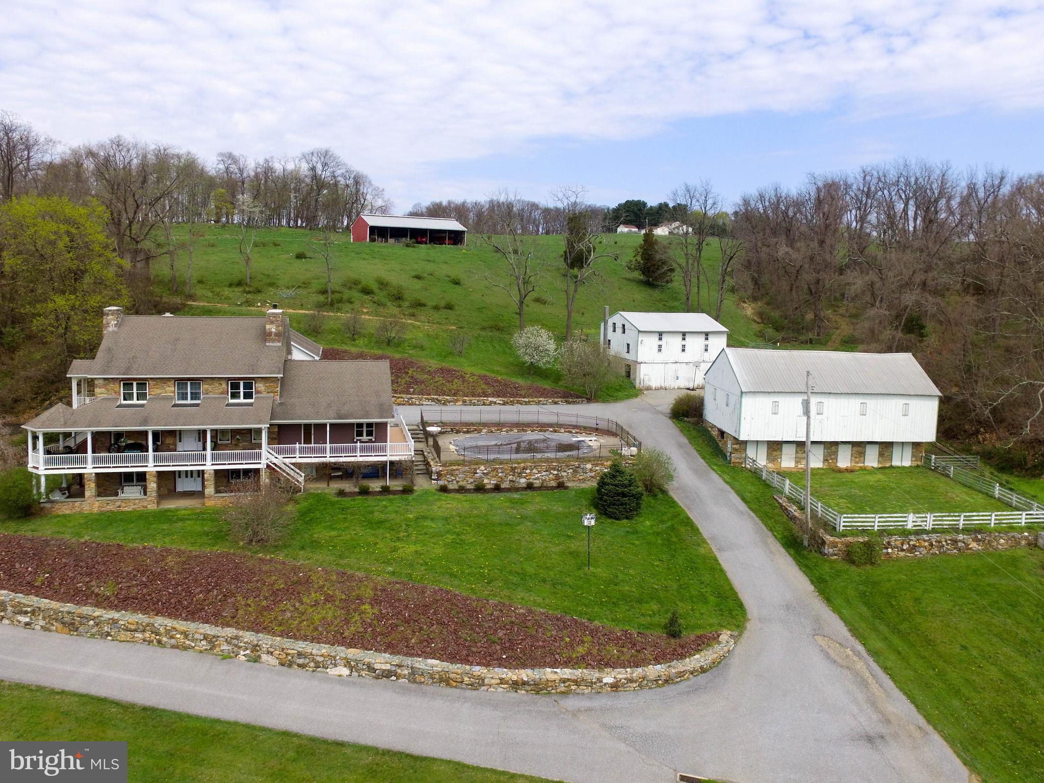 LIONERS CREEK - Residential