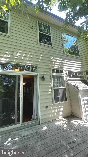CHARLESTOWN OAKS - Residential