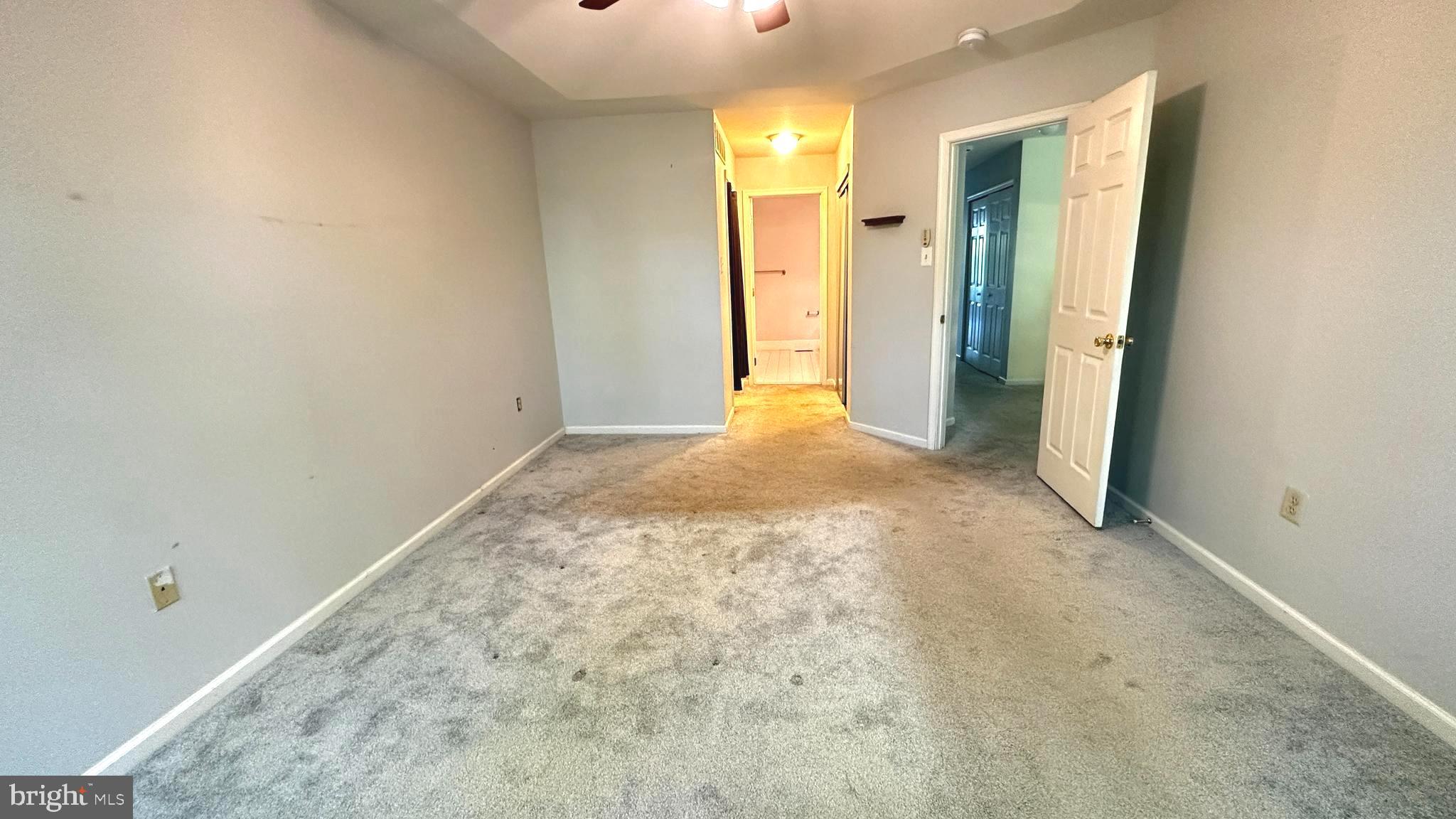 CHARLESTOWN OAKS - Residential