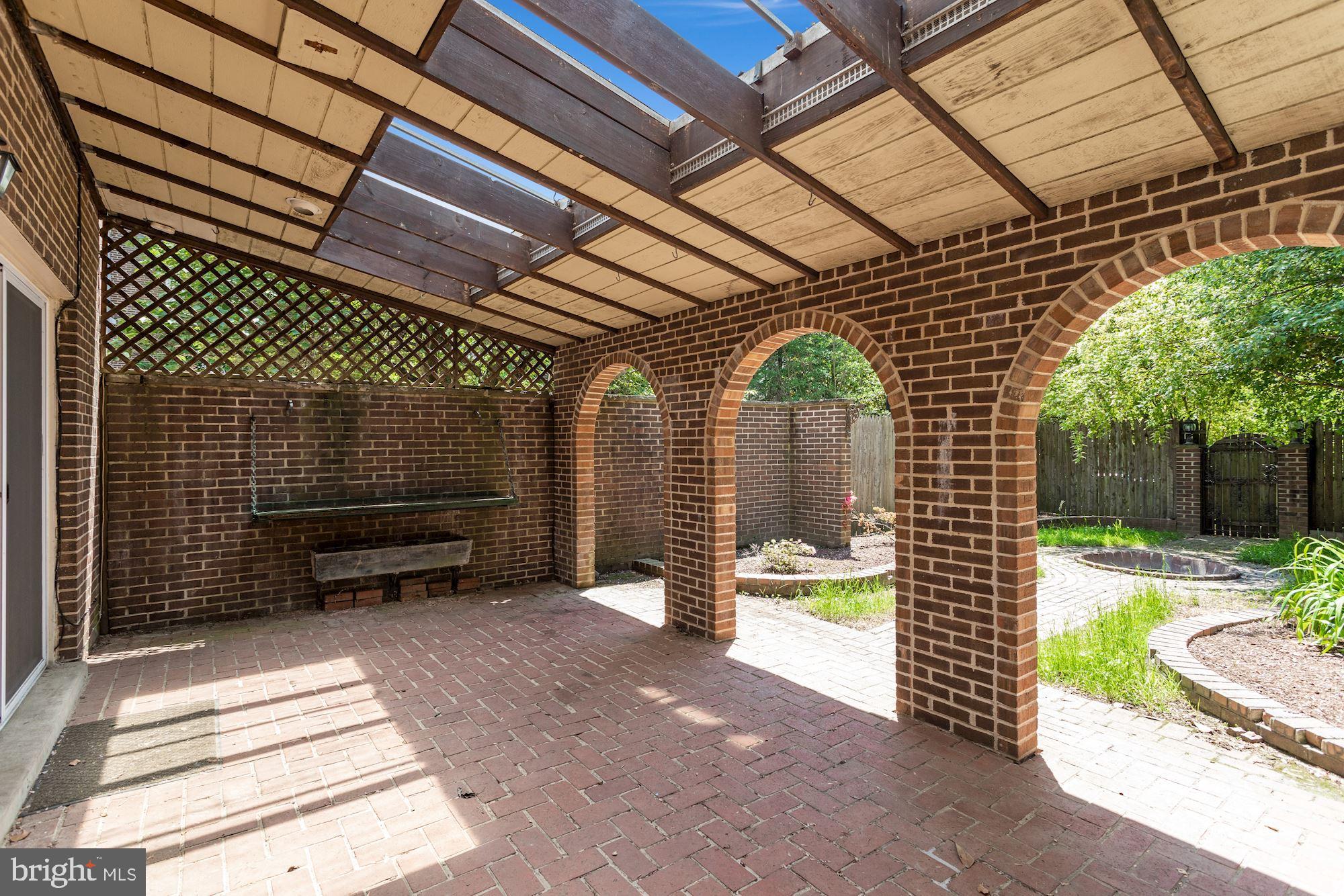 OLDE BELHAVEN TOWNE - Residential