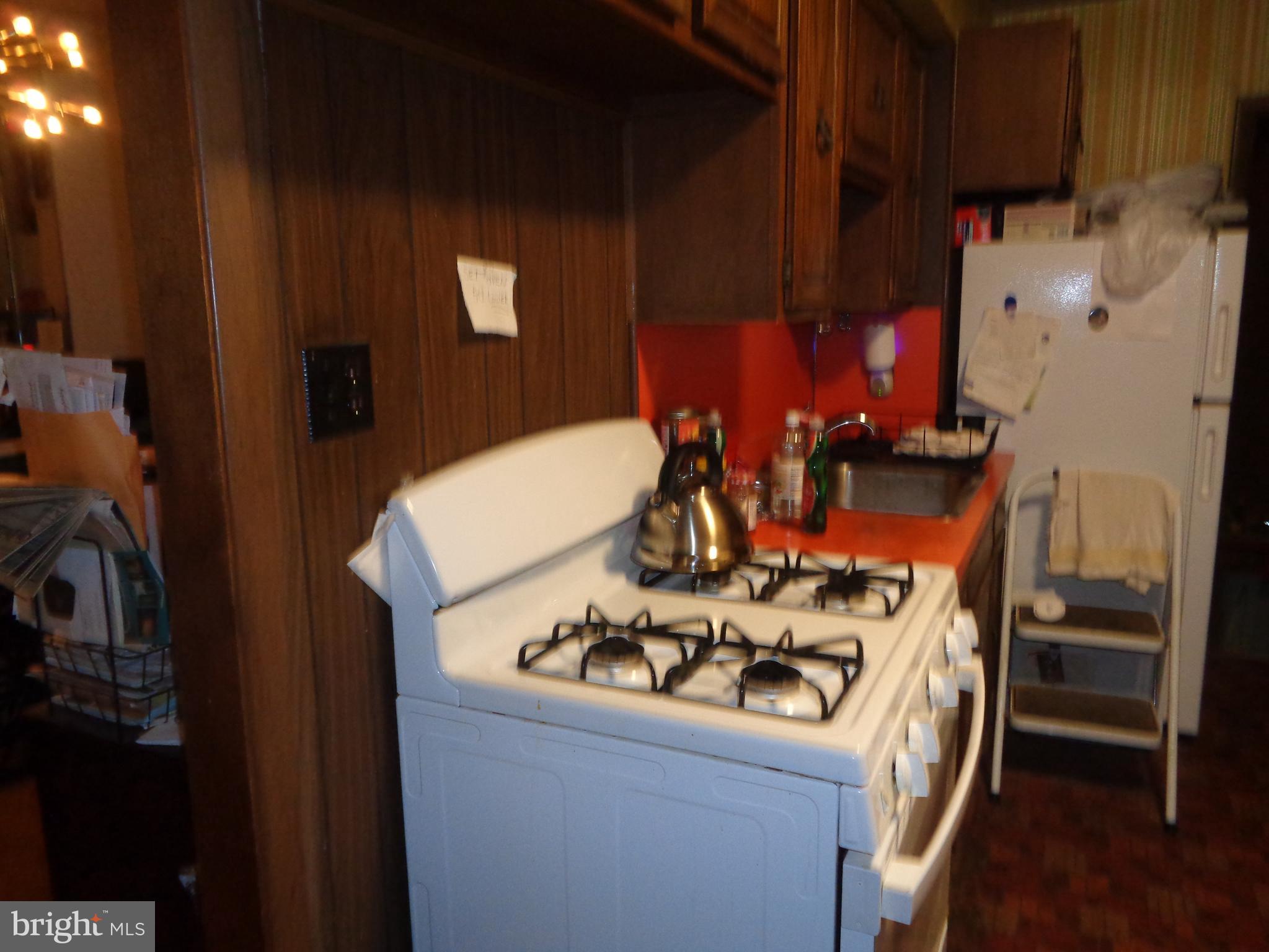 MAYFAIR (EAST) - Residential