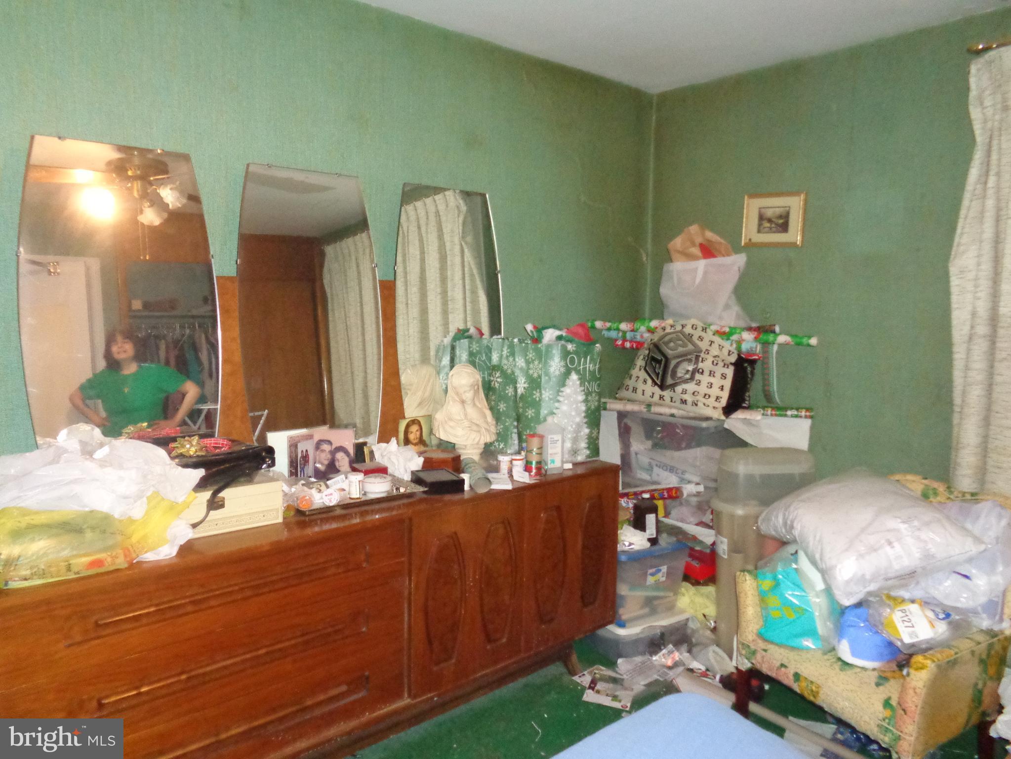 MAYFAIR (EAST) - Residential