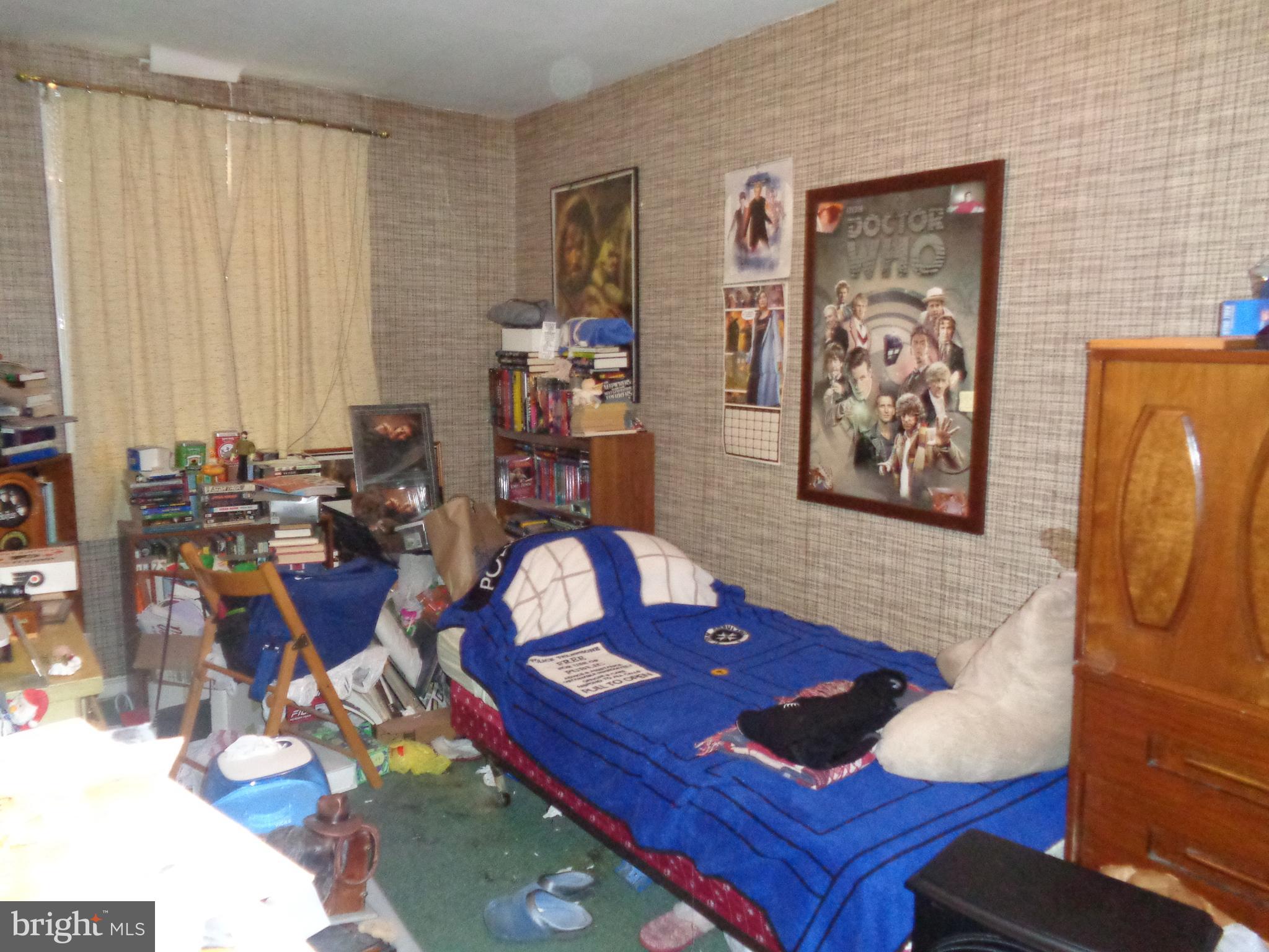 MAYFAIR (EAST) - Residential