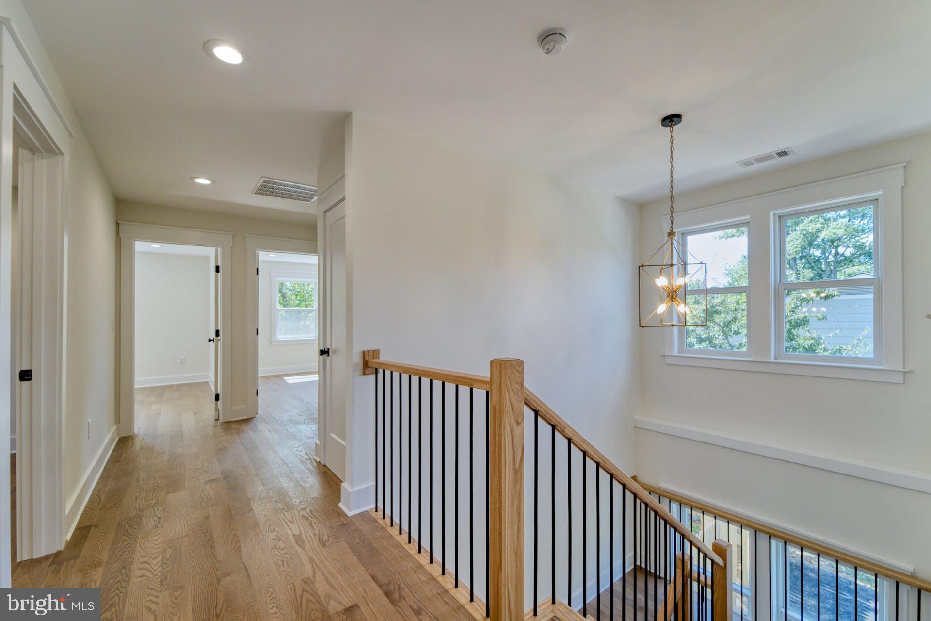 RIVERDALE PARK - Residential