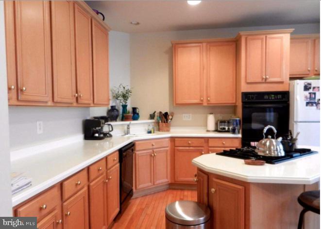 2822 LAURA GAE CIRCLE