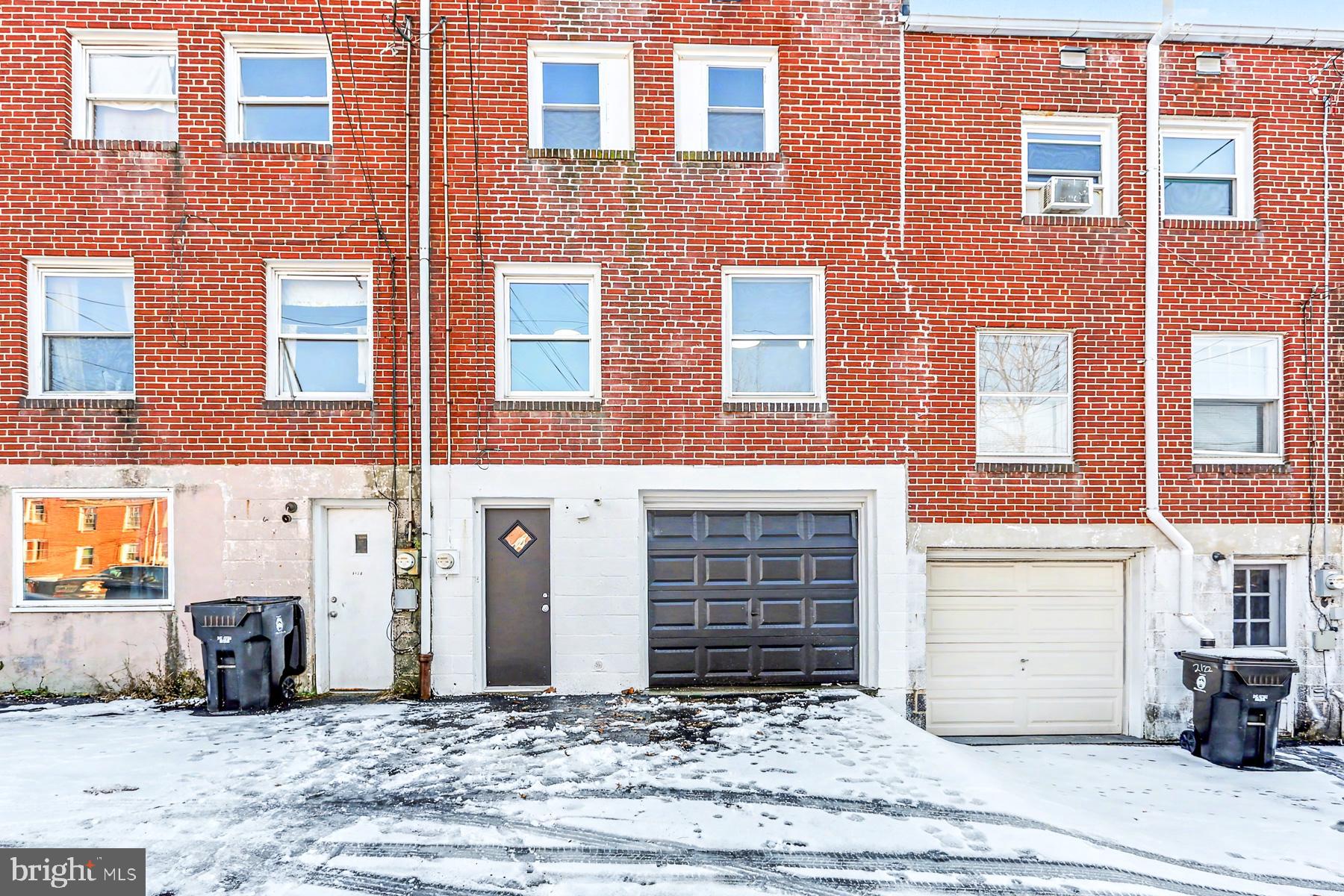 2124 BERRYHILL STREET