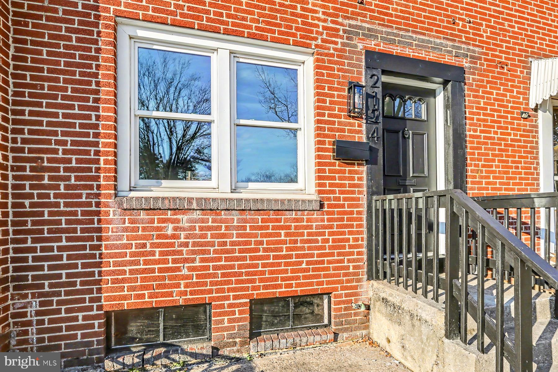 2124 BERRYHILL STREET