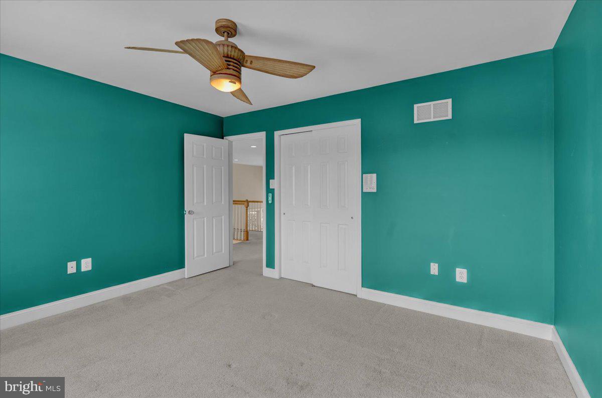 MARSHALL CREEK FAR - Residential