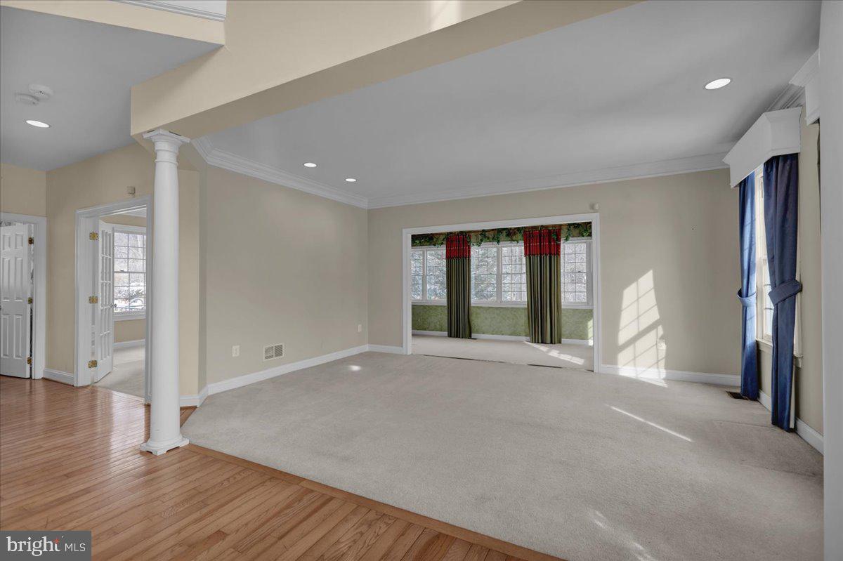 MARSHALL CREEK FAR - Residential