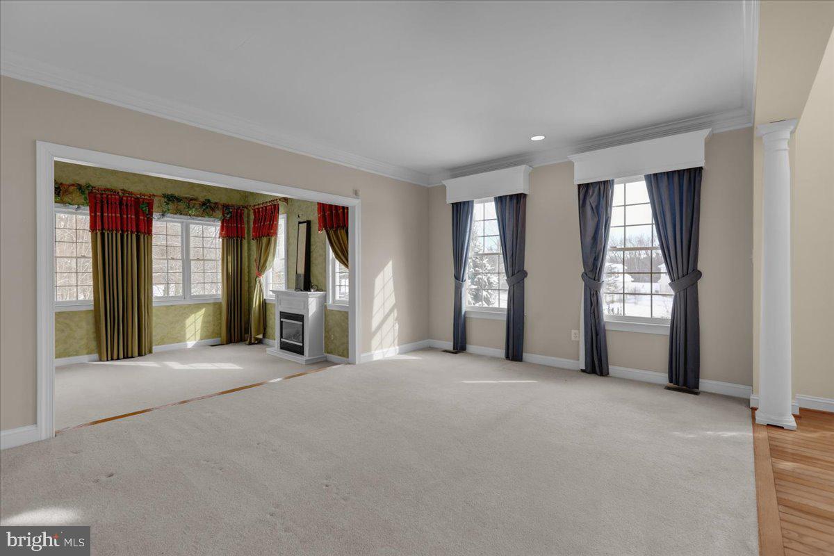 MARSHALL CREEK FAR - Residential