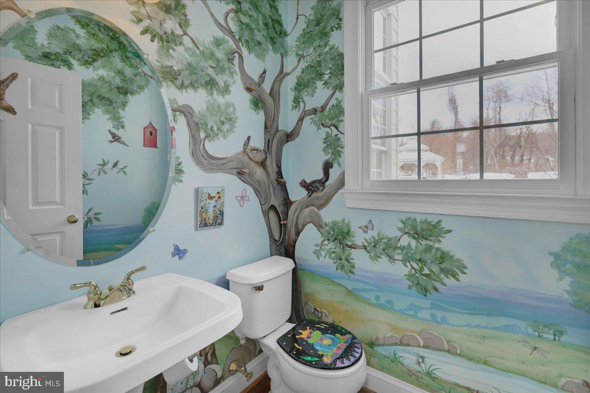 MARSHALL CREEK FAR - Residential