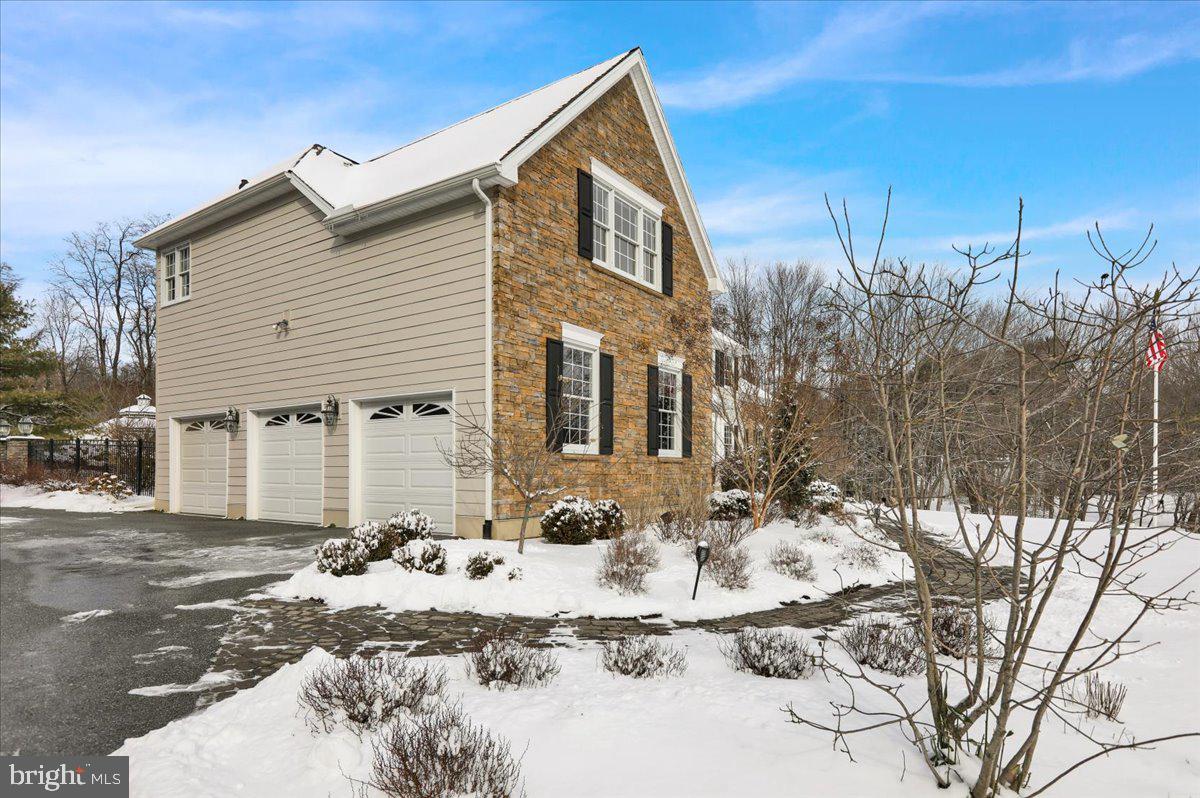 MARSHALL CREEK FAR - Residential