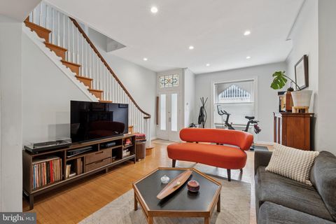 2335 S 13TH STREET PHILADELPHIA PA 19148