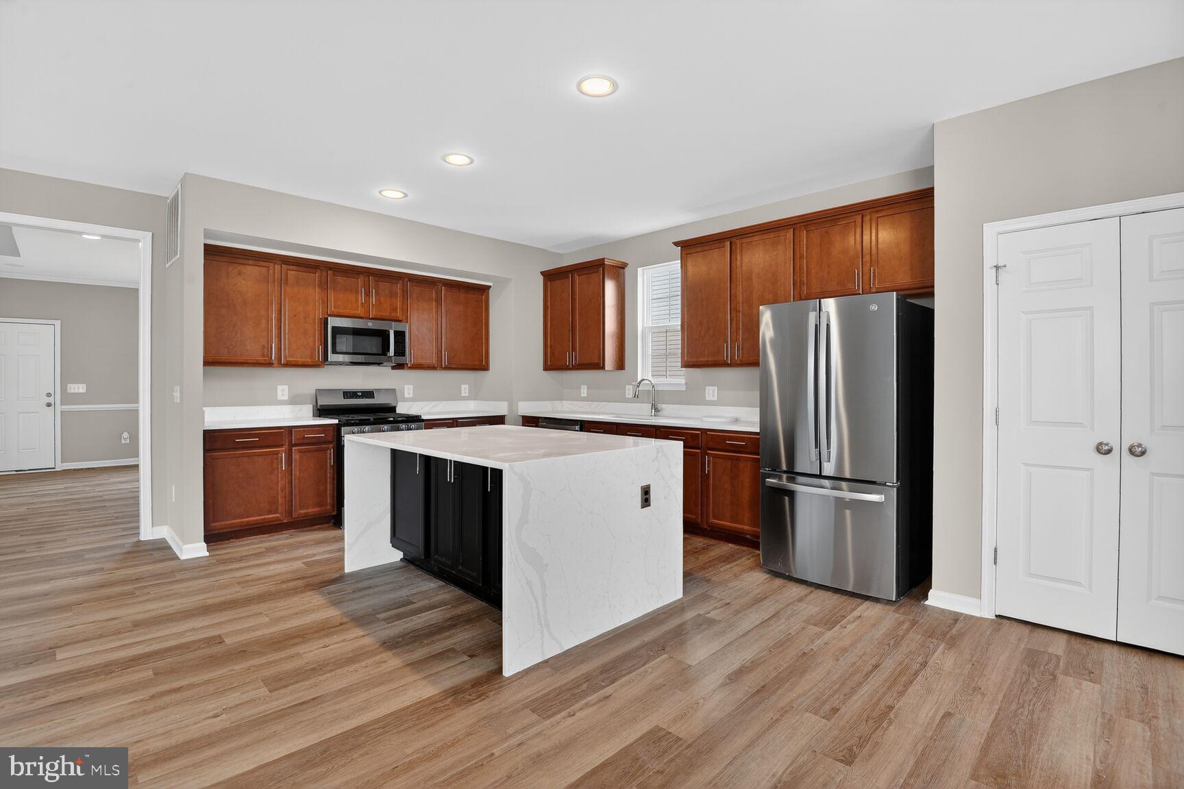 AVENDALE WOODLAND GROVE - Residential