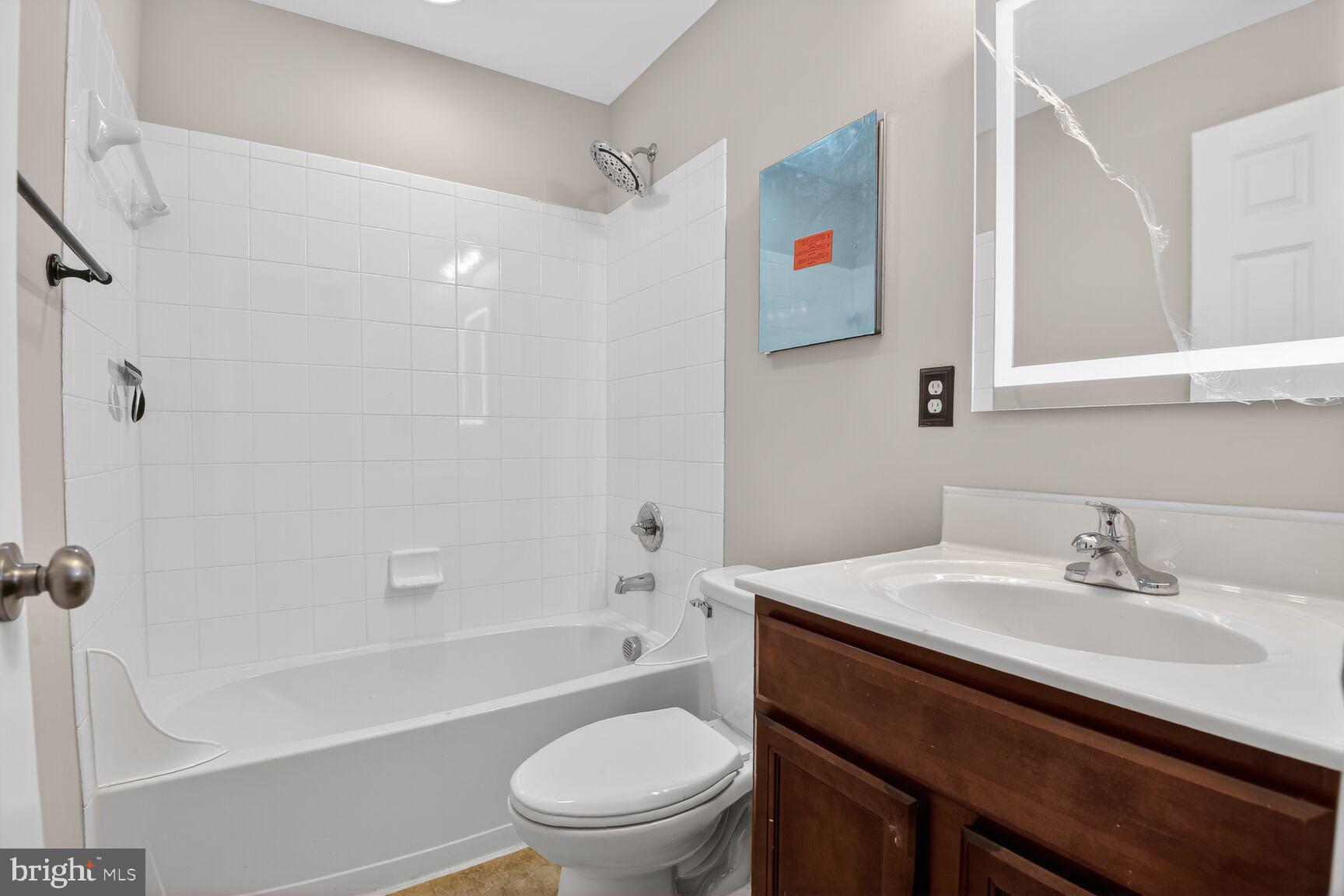 AVENDALE WOODLAND GROVE - Residential